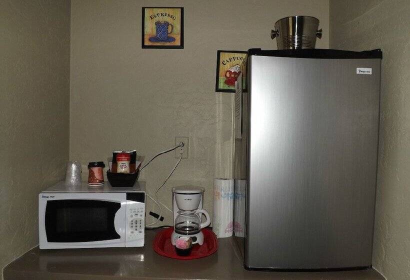 فندق على الطريق Sun Life Beach