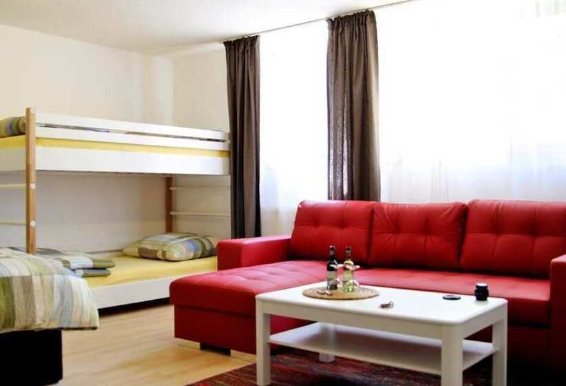 بنسيون Ferienwohnung Lavate 2
