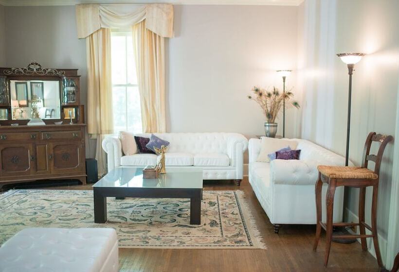 膳宿费 Greenock Manor