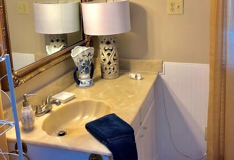 膳宿费 Greenock Manor