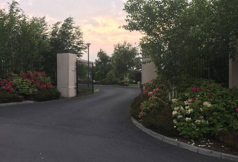 بنسيون Sawgrass Guesthouse