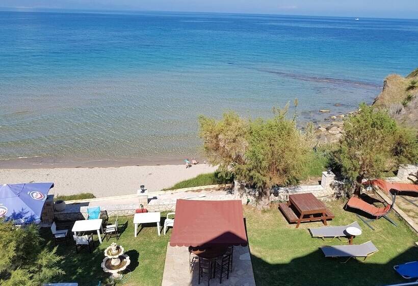 Psarou Studios