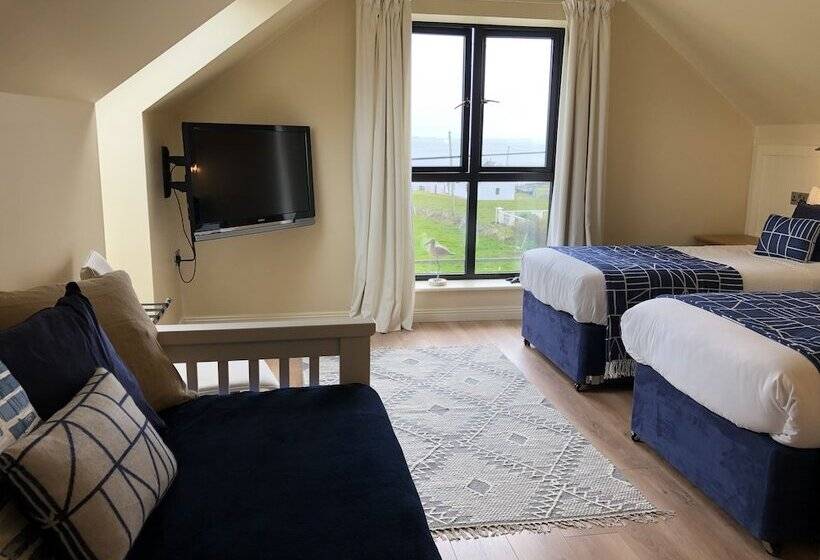 مبيت وإفطار Teach Cruachán Large Group Holiday Home