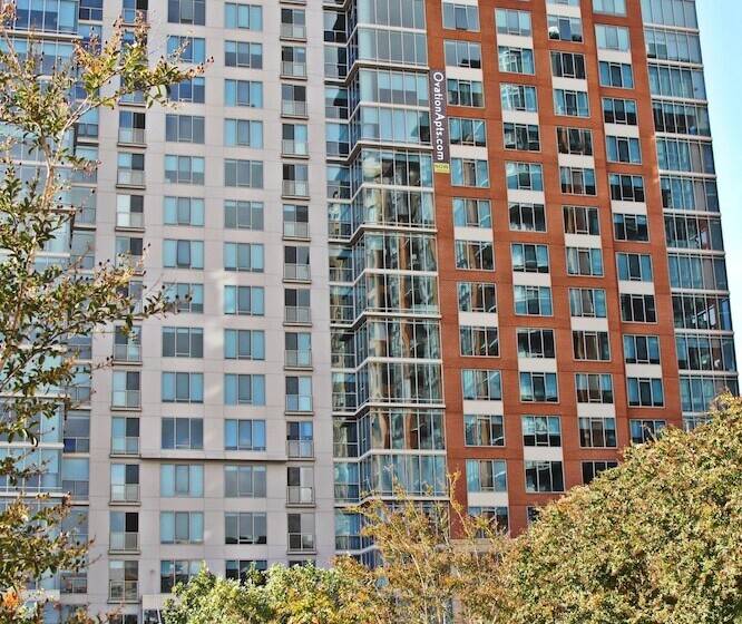 Weichert Suites At The Ovation