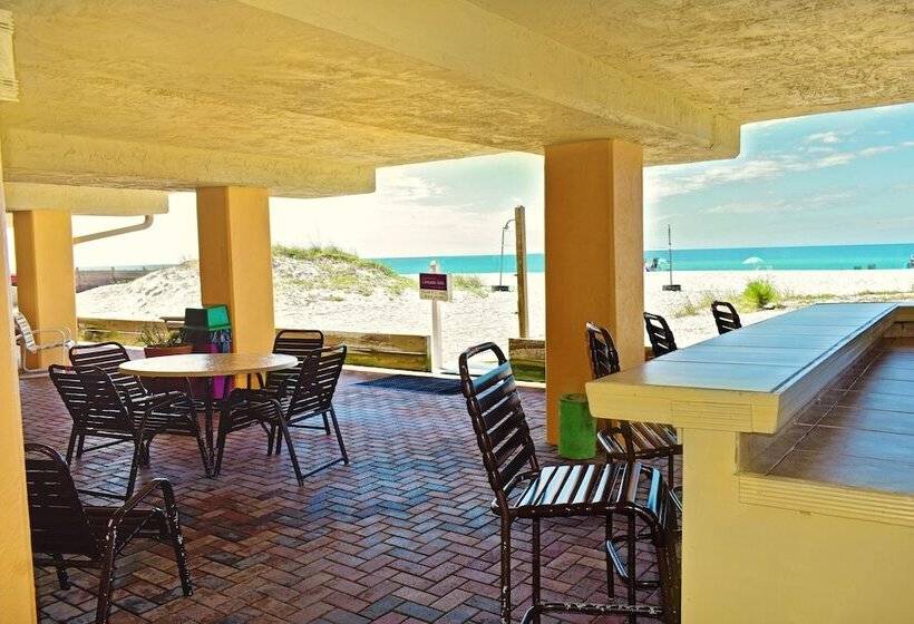בית מלון כפרי Anna Maria Island Dream Inn