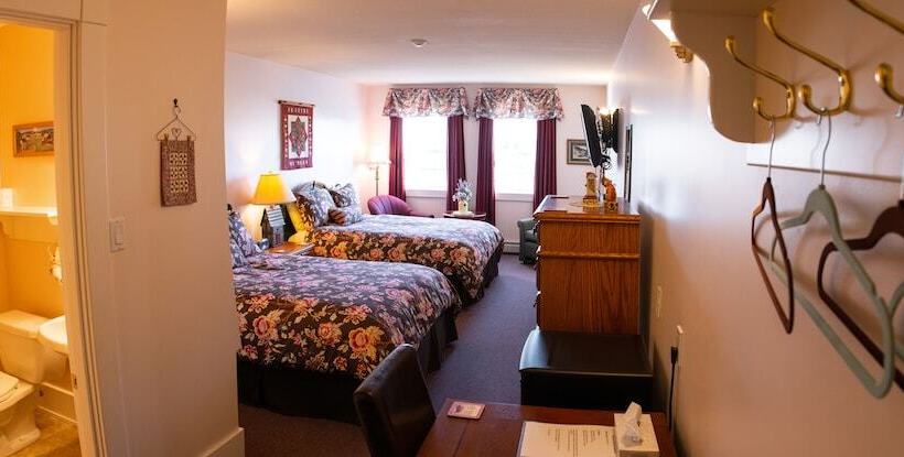 فندق Chez Dube Country Inn