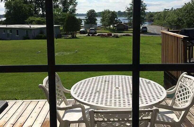 Отель Muskey's Landing Resort