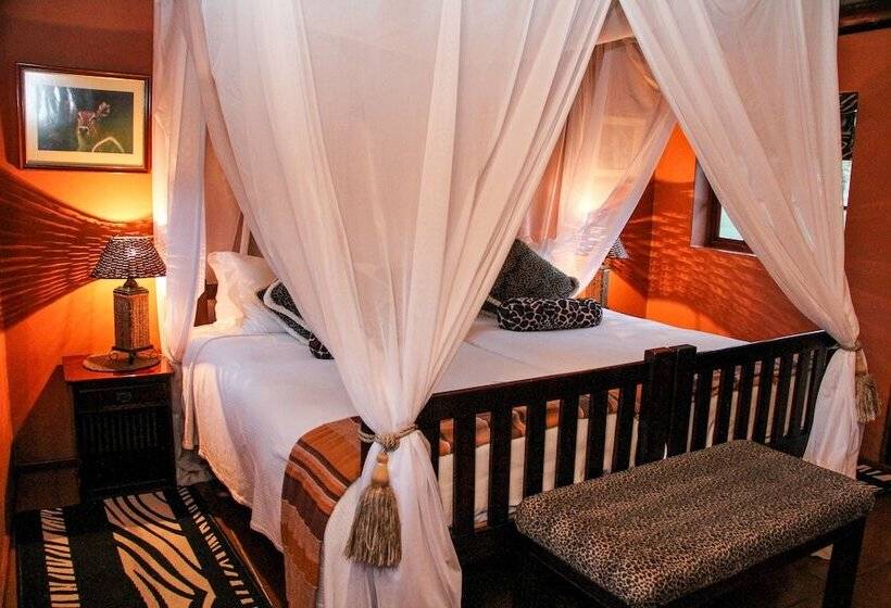 Отель Thula Thula Game Lodge
