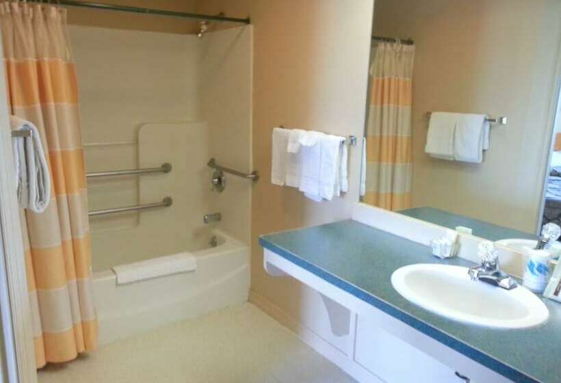 모텔 Hunters Hot Springs Resort