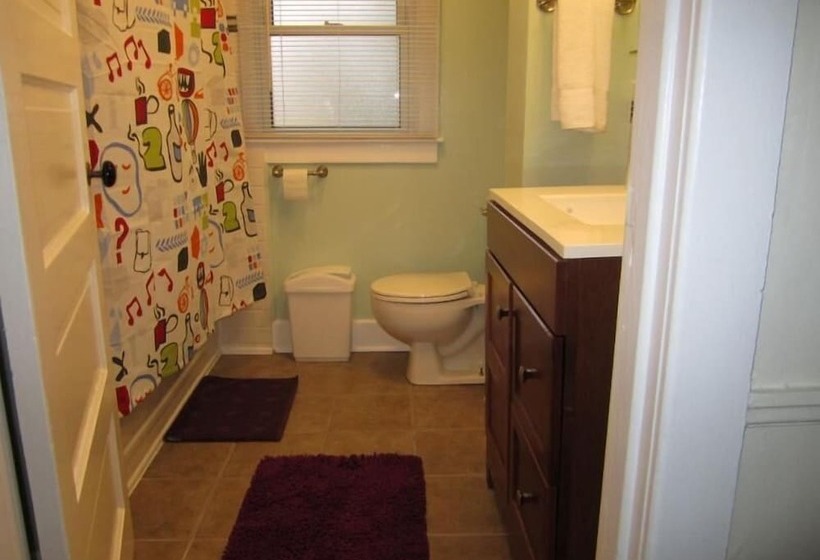 Пансион Dancing Tree Guest Suite