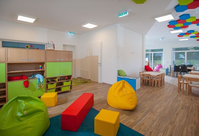 پانسیون Schluga Spa Apartments & Mobile Homes