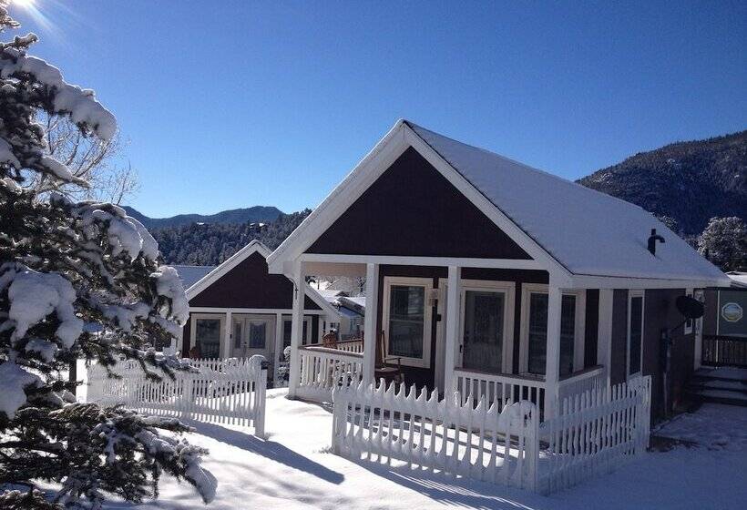 استراحتگاه River Rock Cottages