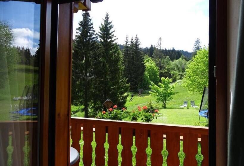 Bed and Breakfast Schwarzwald Hotel Kraeutle