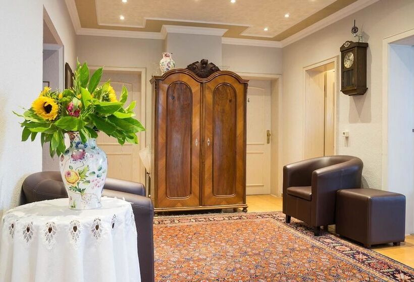 Отель Brunnenhof