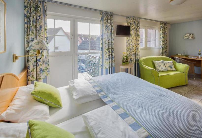 بنسيون Landhotel Restaurant Zur Krone