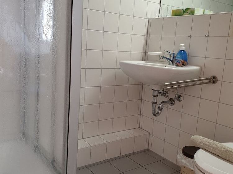 Пансион Luchs Hostel Im Hirschen