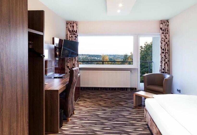 בית מלון כפרי Seminarzentrum Rückersbach