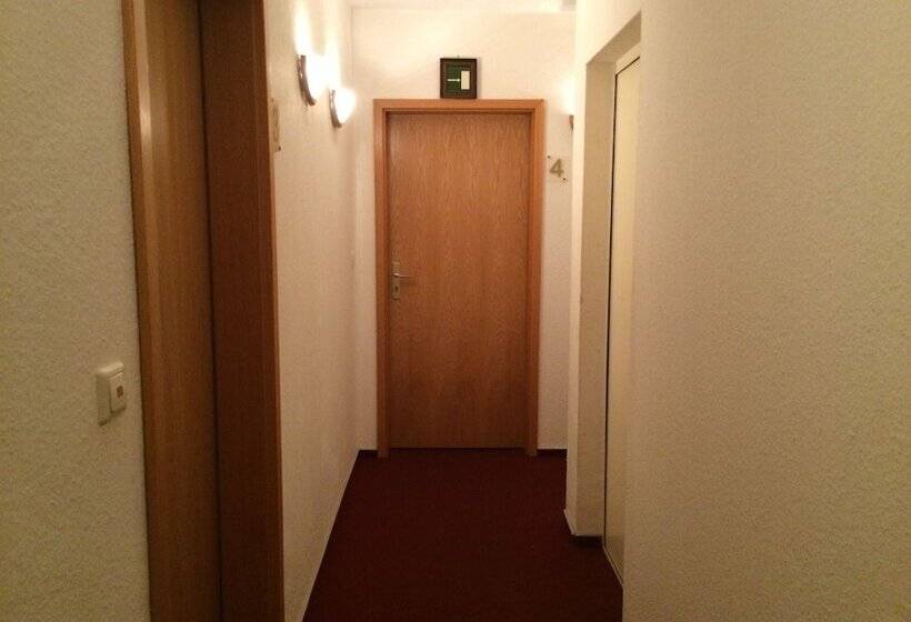 호텔 Zur Krone