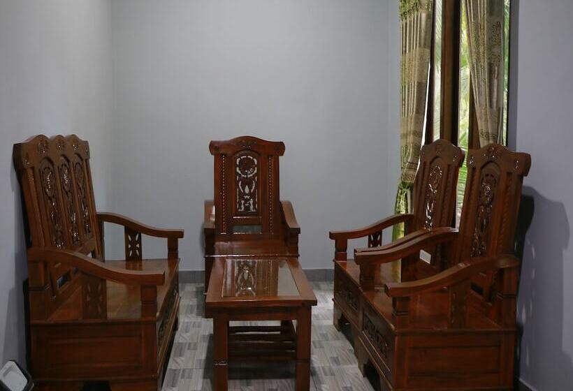 هاستل Homestay Lolita