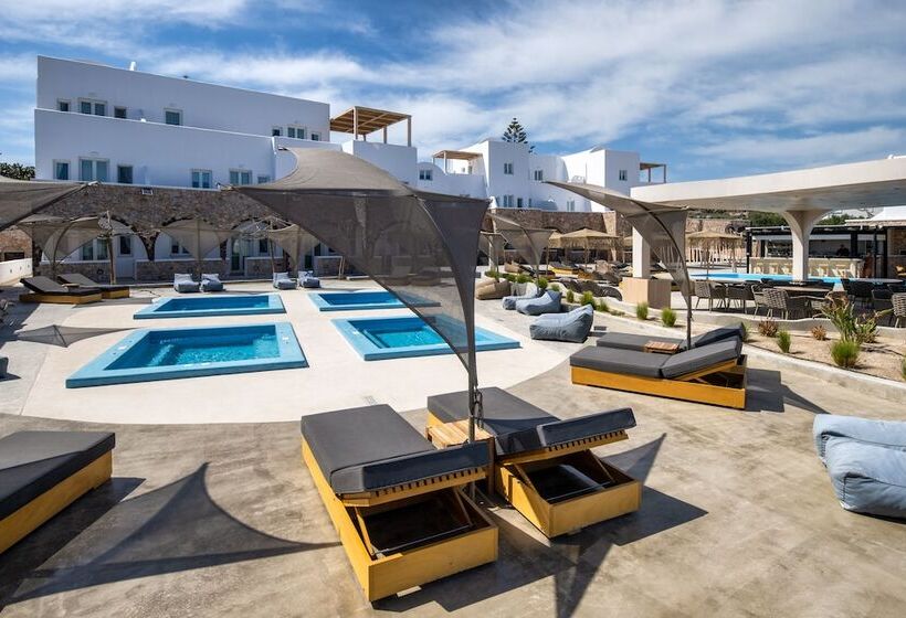 هتل Aelia Luxury Suites