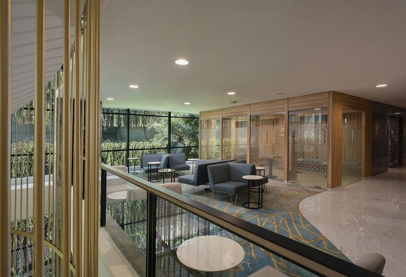 هتل Anara Airport