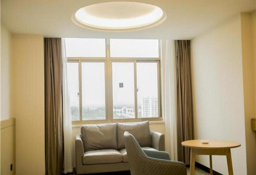 호텔 City Comfort Inn Wanning Wan'an Avenue High Speed Railway Station