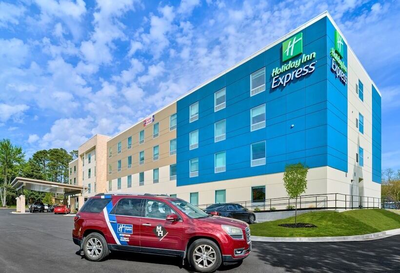 هتل Holiday Inn Express   Huntsville Space Center, An Ihg