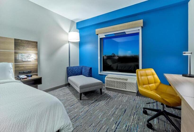 هتل Holiday Inn Express   Huntsville Space Center, An Ihg