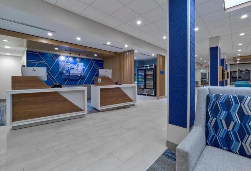 هتل Holiday Inn Express   Huntsville Space Center, An Ihg