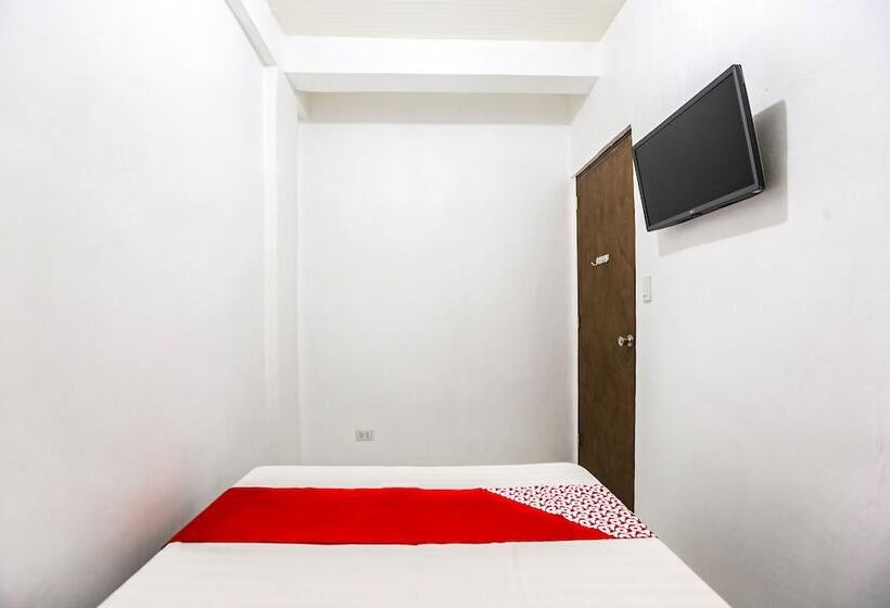 فندق Jade Apartelle By Oyo Rooms
