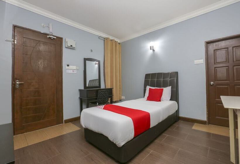فندق Oyo 90145 D'sofwa Inn