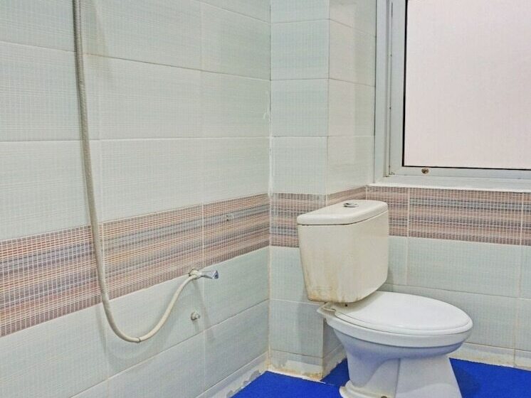 هتل Oyo 90260 Bumi Merpati Residence