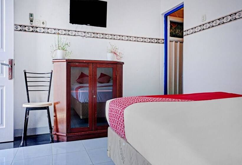 هتل Oyo 90260 Bumi Merpati Residence