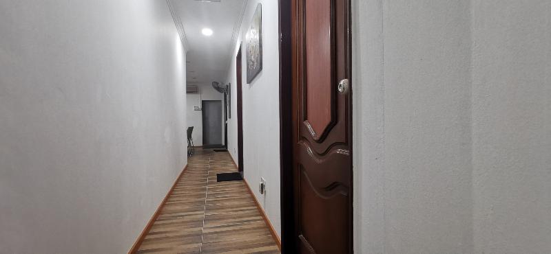 فندق Oyo Home 90372 Greybirds Hostel