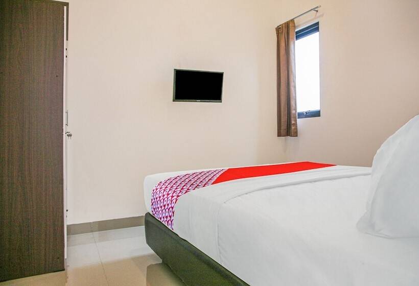هتل Pasir Padi Inn Syariah  By Oyo Rooms