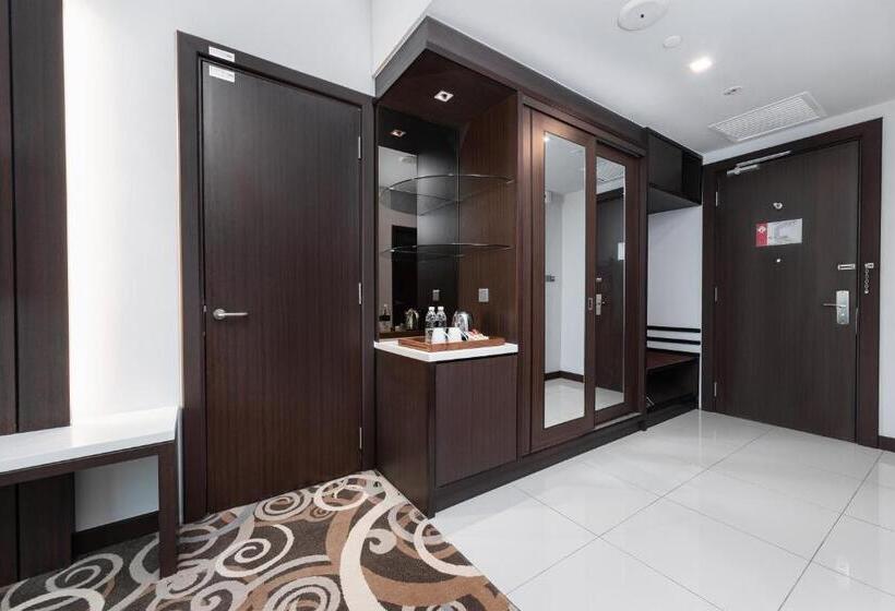 Raia Hotel & Convention Centre Kuching