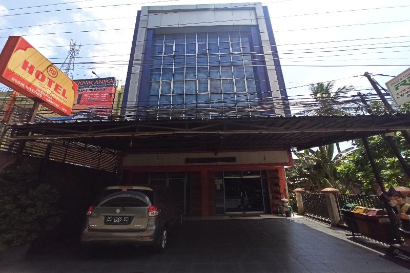 هتل Rd Premium By Oyo Rooms