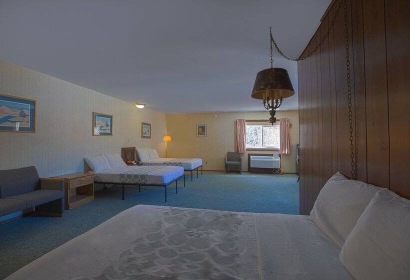 Love Hotels Tomahawk At Lake Mohawksin