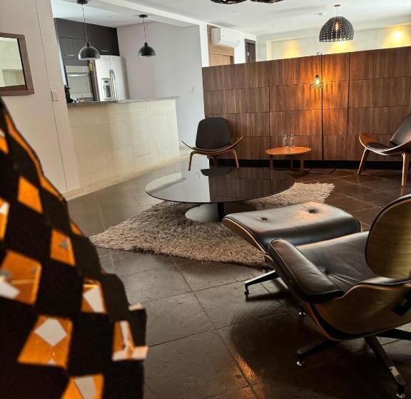 Ilo Rojo Hotel Boutique