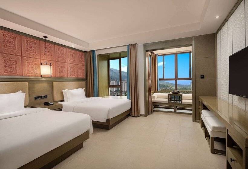 هتل Wyndham Xishuangbanna South Resort