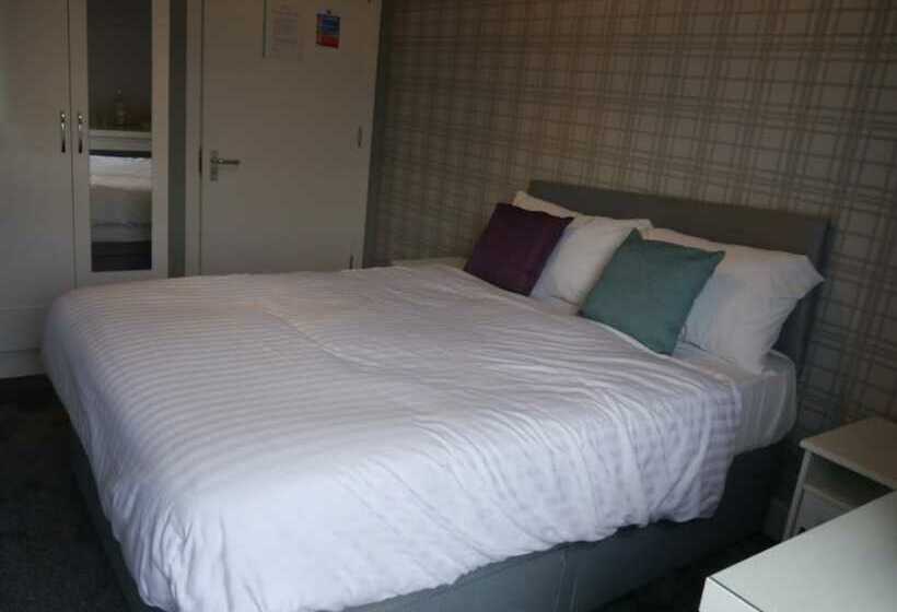 فندق صغير Caledonian Rooms