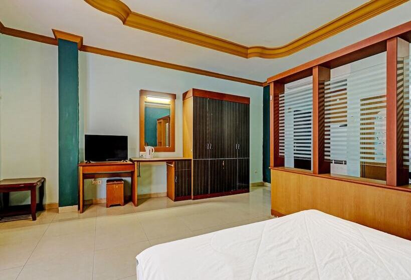 هتل Collection O 91484 Lai Lai Apartment
