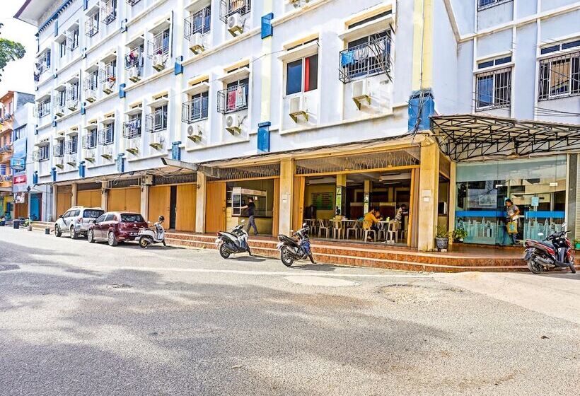 هتل Collection O 91484 Lai Lai Apartment