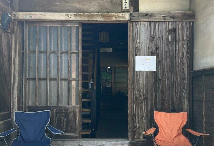 Cămin ゲストハウス大安吉田