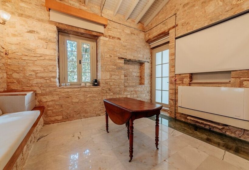 בית מלון כפרי Karargah Urla