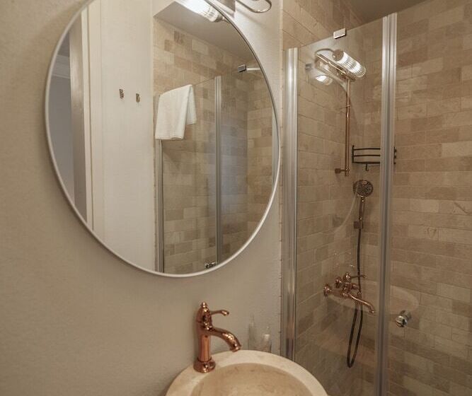 בית מלון כפרי Karargah Urla