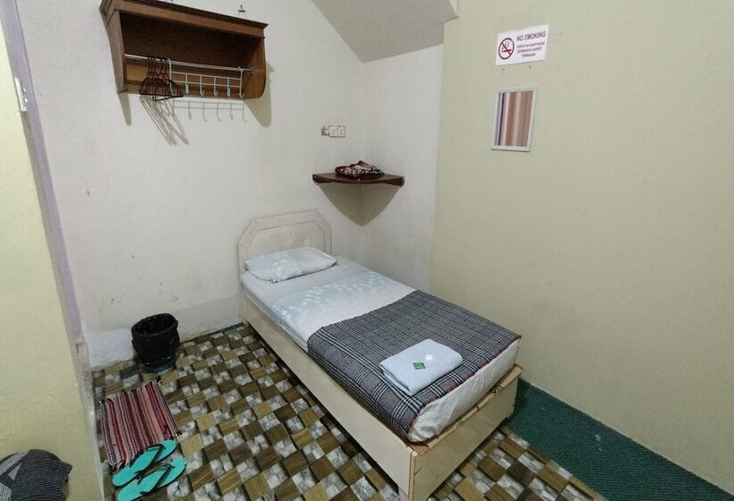 هتل Oyo 90568  Sutera Inanam