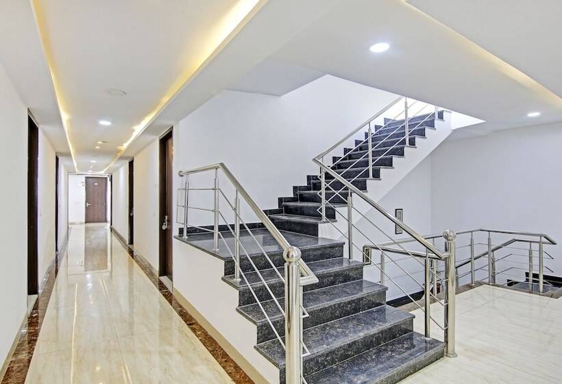 فندق Treebo Royal Empire Adarsh Nagar, Chandigarh