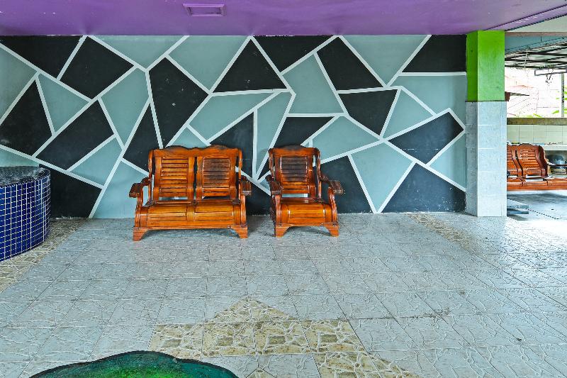 Oyo 90565 Teresek View Motel