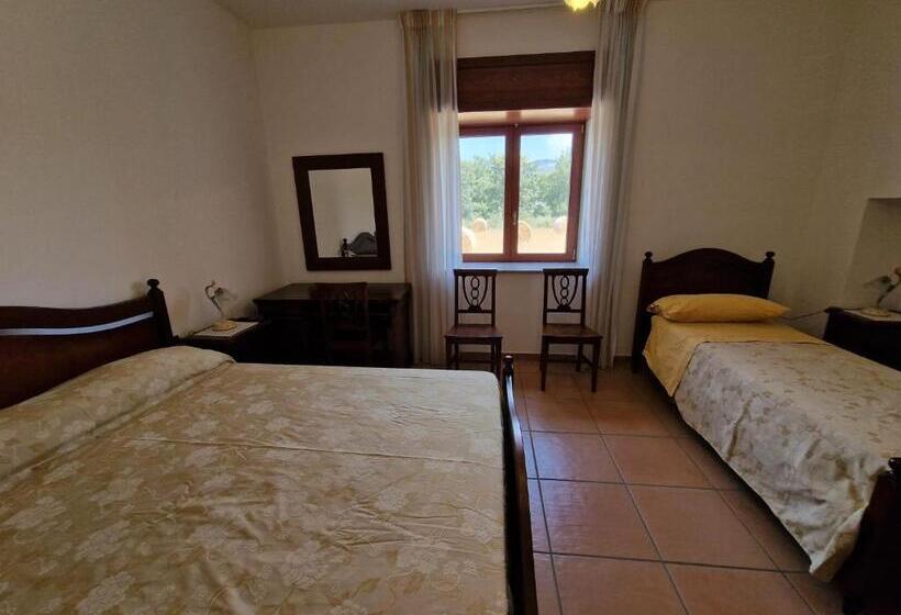 بنسيون L Antica Casa Affittacamere